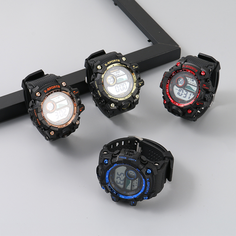 Trendy Luminous Dive Digital Watch