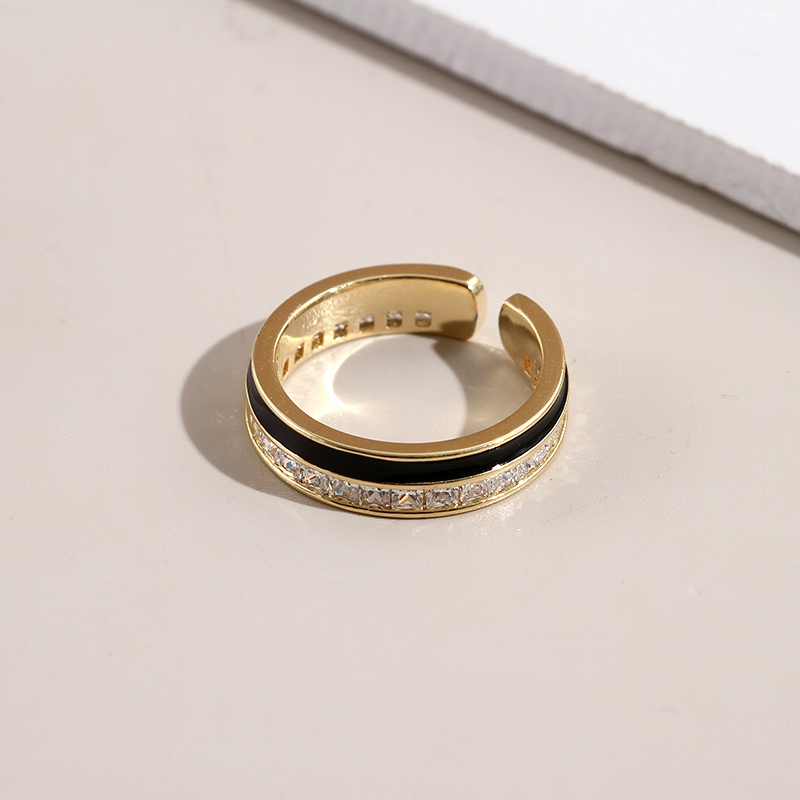 Black Golden Circle Ring