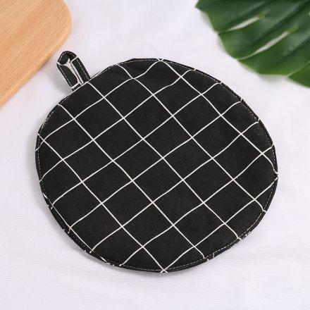 Plaid Round Pot Mat (Black)