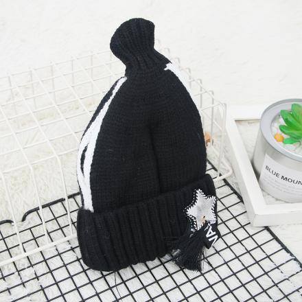 Star Webbing Knit Hat for Children