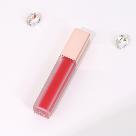 [XVHBMP00708] Dazzle Glossy Moisturizing Lip Gloss (Blood Red)