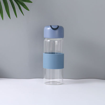 [XVHIC01136] Glass Water Bottle with Anti-Scald Sleeve (Blue)