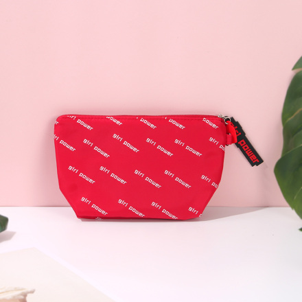 Vogue Letters Print Trapezoidal Makeup Bag (Red)